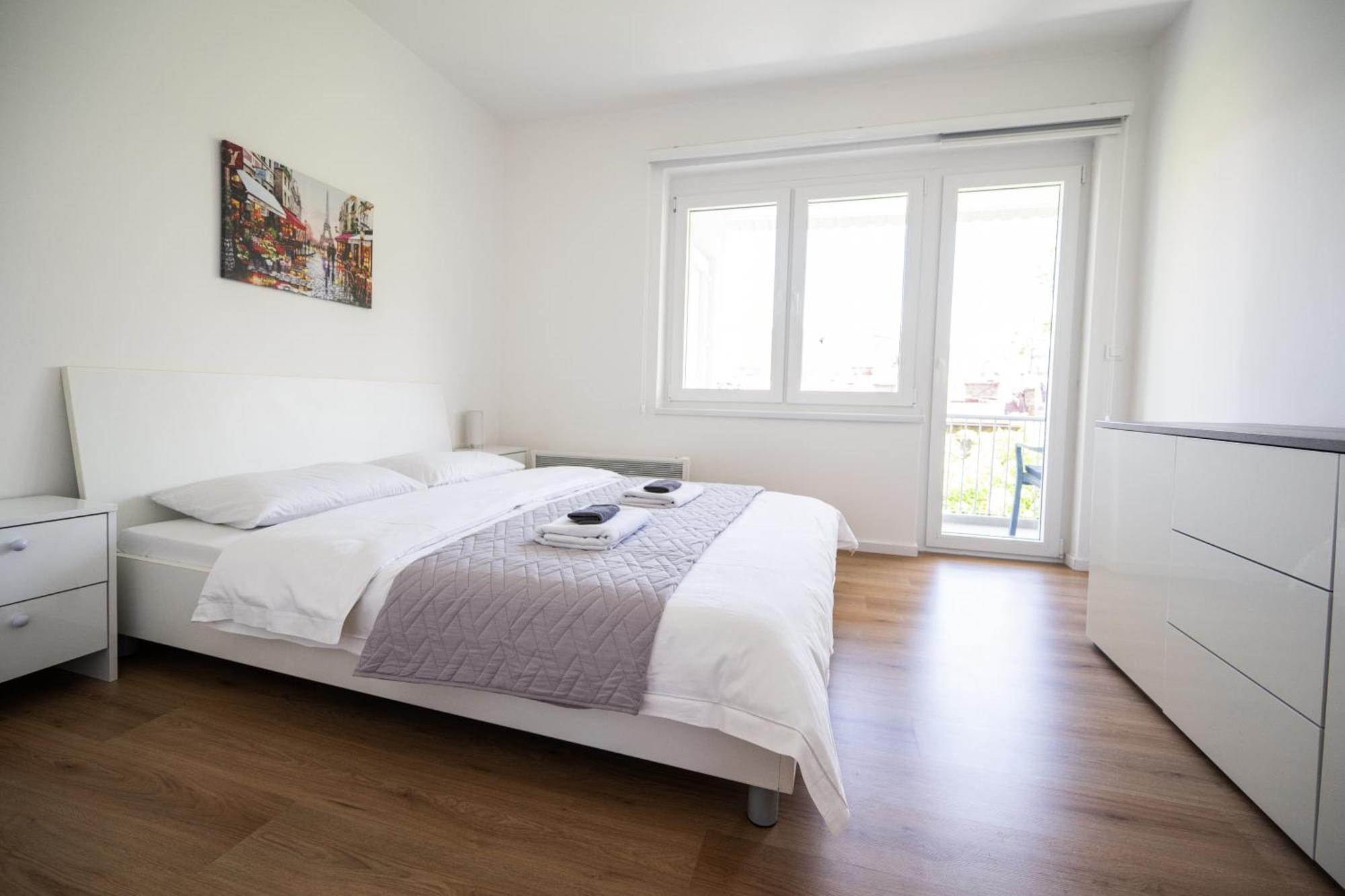 Bright 2Bdr Apartment With Balcony - Free Parking サラエヴォ エクステリア 写真