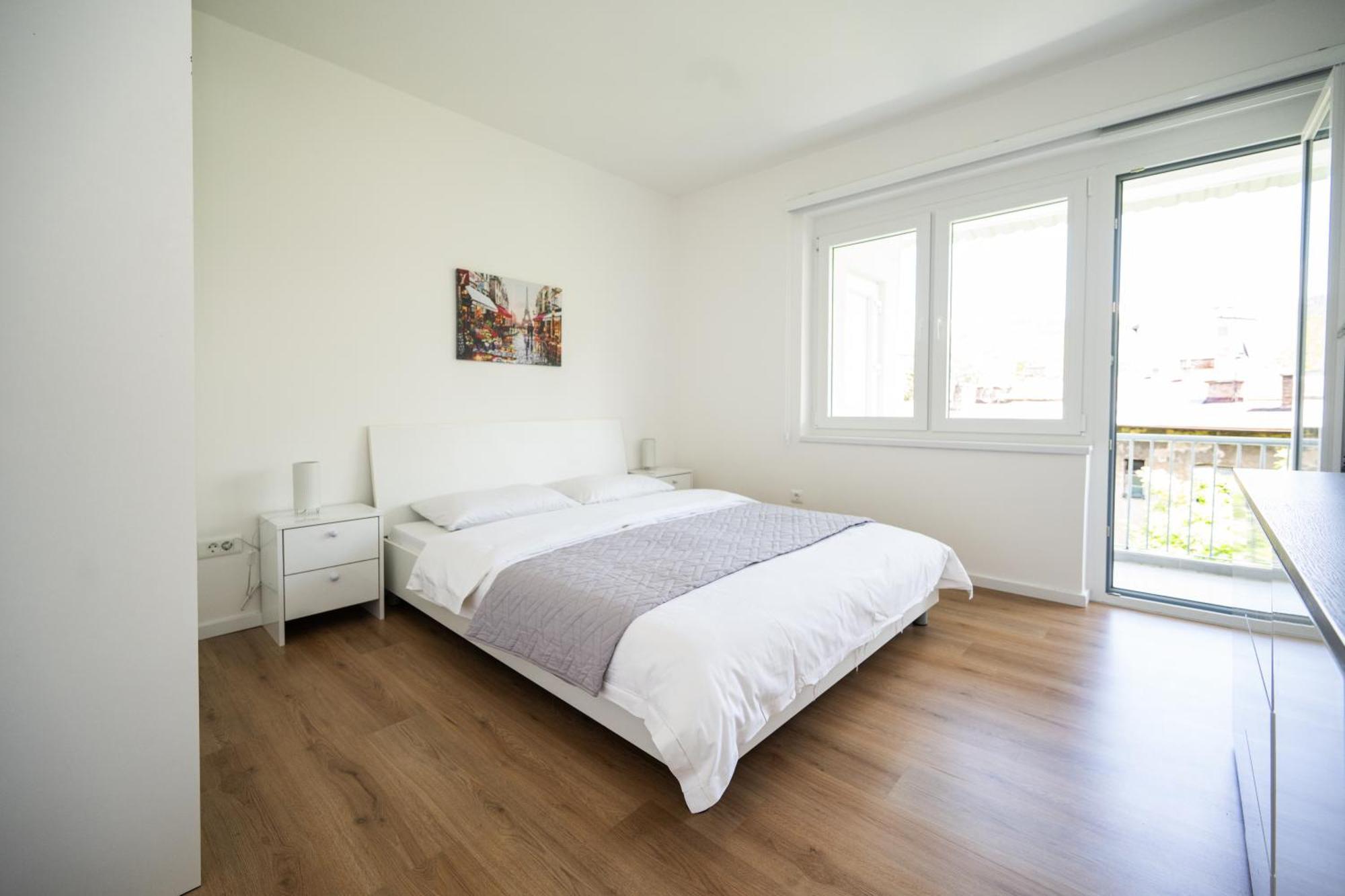 Bright 2Bdr Apartment With Balcony - Free Parking サラエヴォ エクステリア 写真