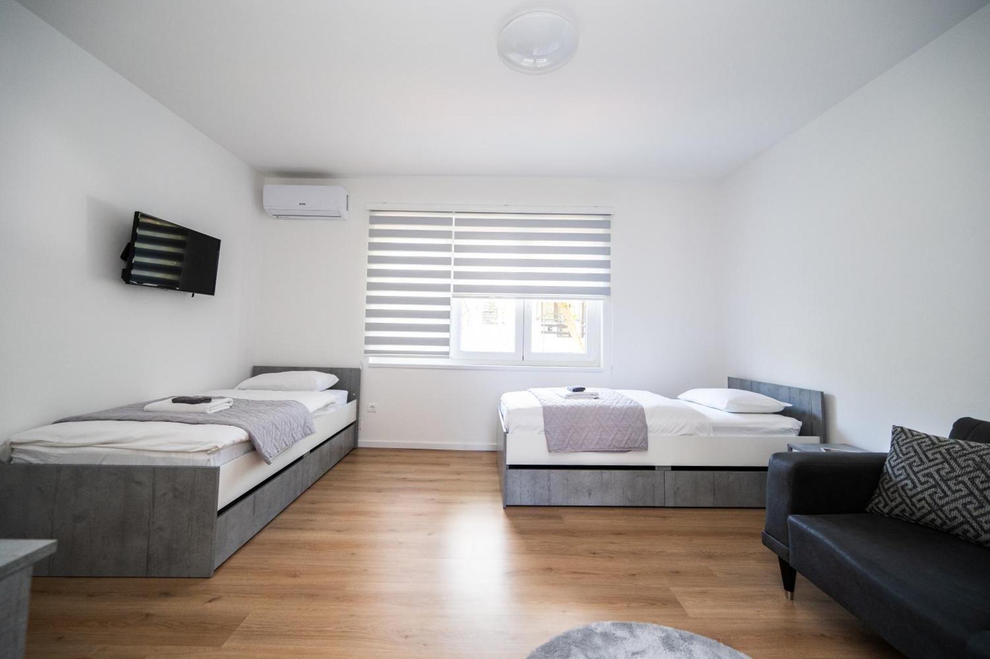 Bright 2Bdr Apartment With Balcony - Free Parking サラエヴォ エクステリア 写真
